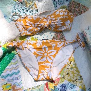 Tommy Hilfiger bikini new , small top, medium bottom.